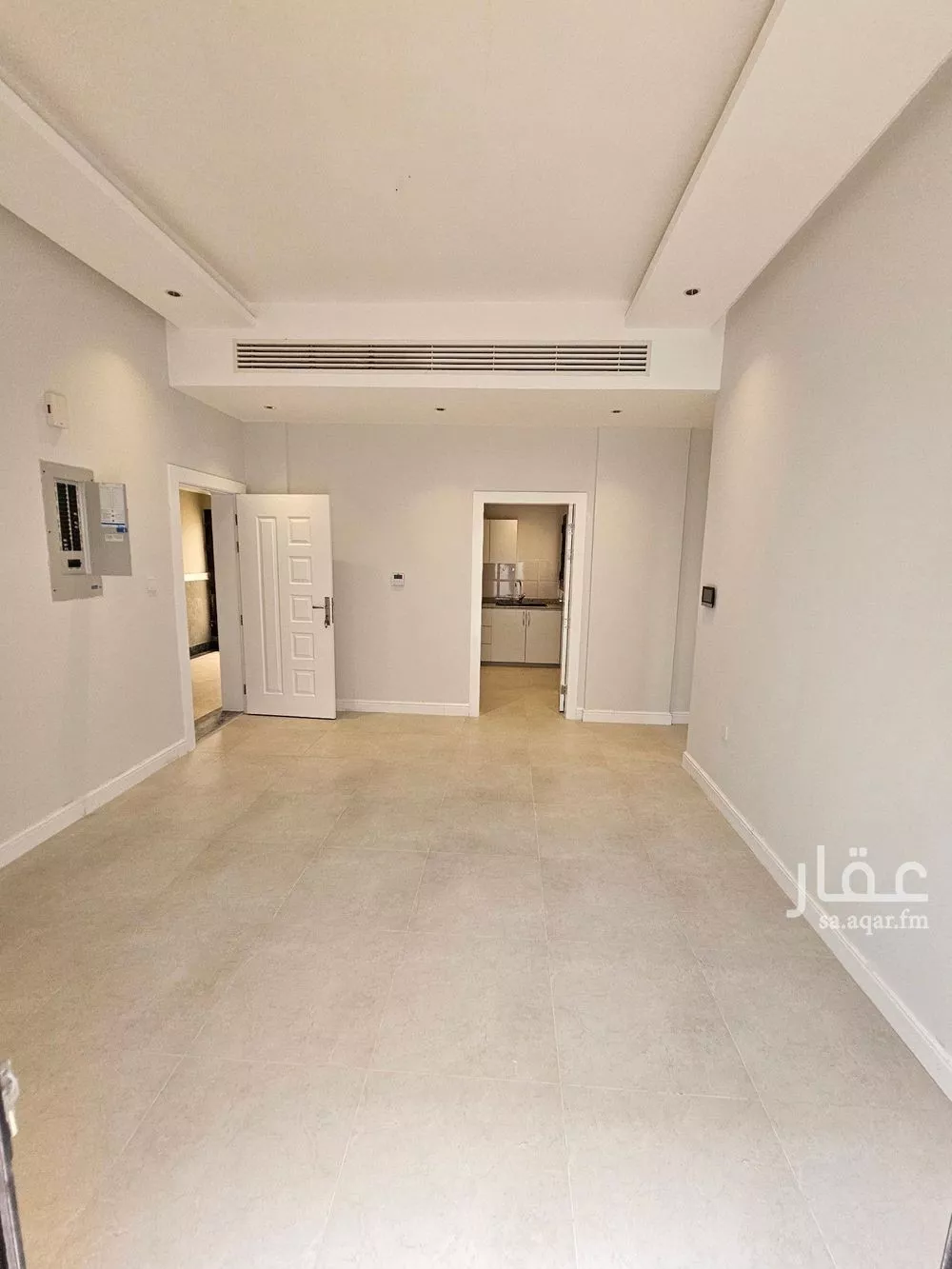 3 bedroom apartment in Al Qashlah 8