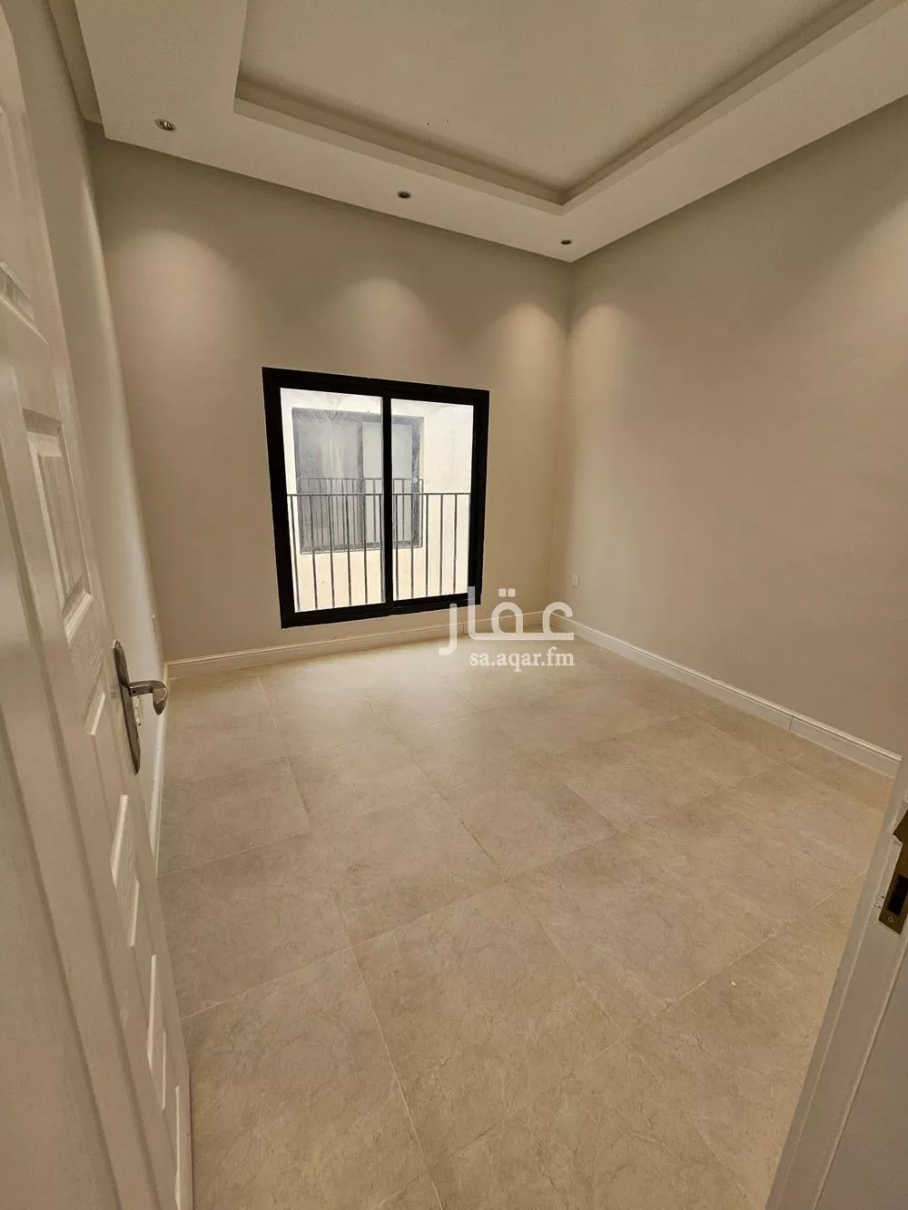 3 bedroom apartment in Al Qashlah 10