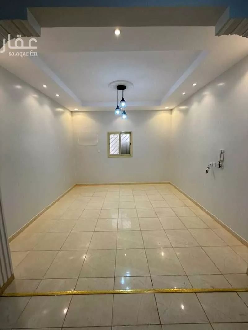 3 bedroom floor in Al Maizilah 4