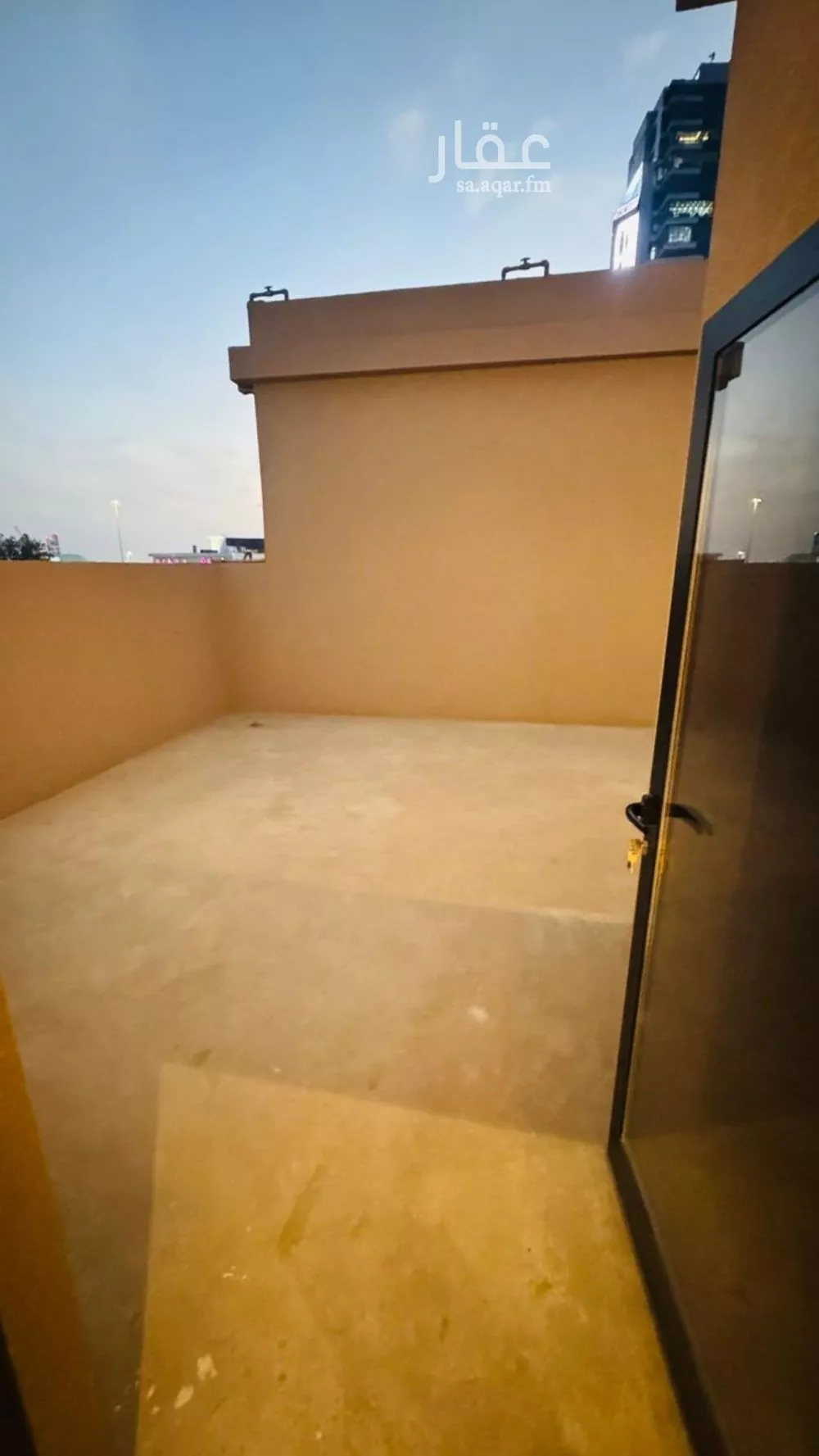 فيلا 5 غرف في الراكة الشمالية 2