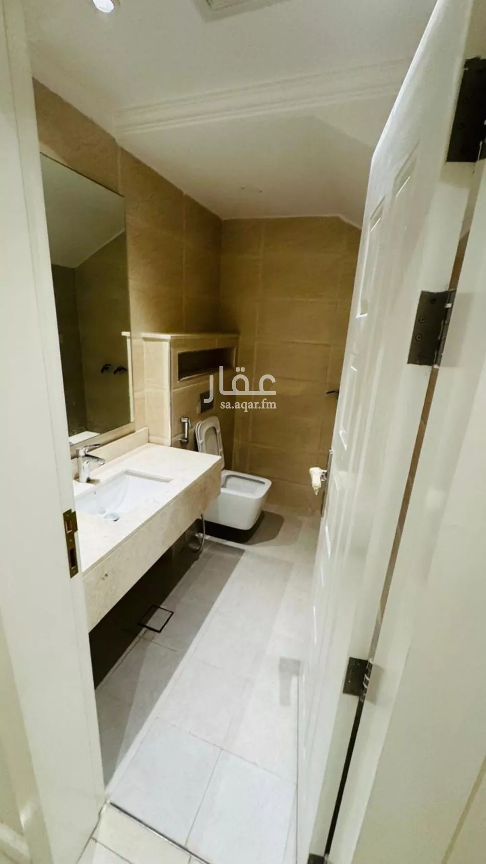 فيلا 5 غرف في الراكة الشمالية 3