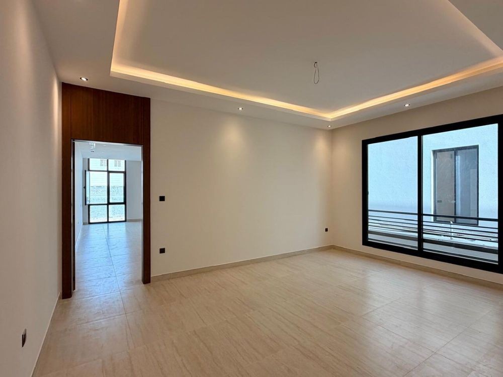 5 bedroom villa in Ar Rakah Al Janubiyah, Eastern Province 4