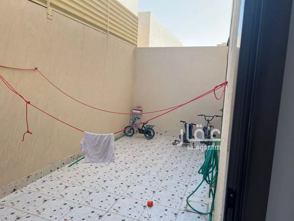 دور 5 غرف في طويق 10