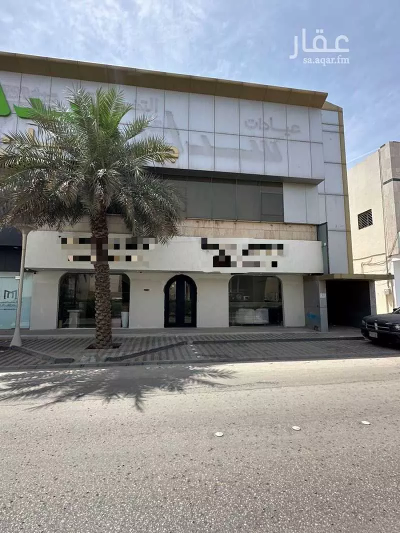 محل 1050 م² في القدس 2