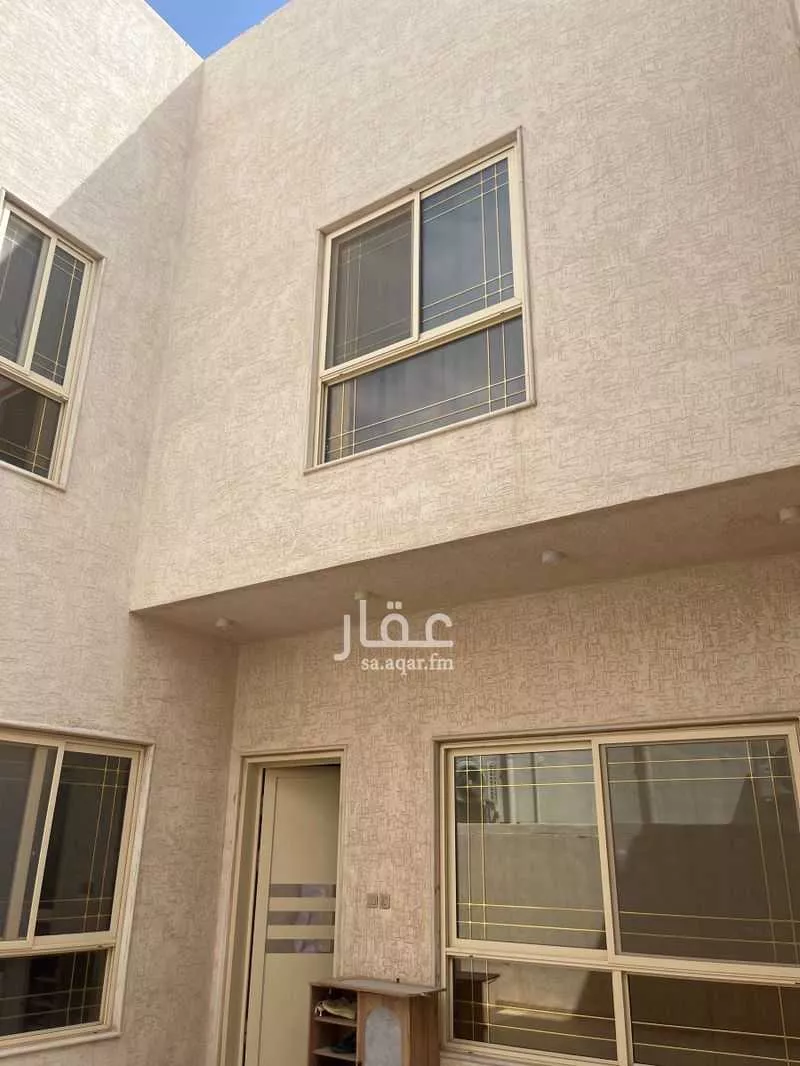 7 bedroom villa in King Fahd 4