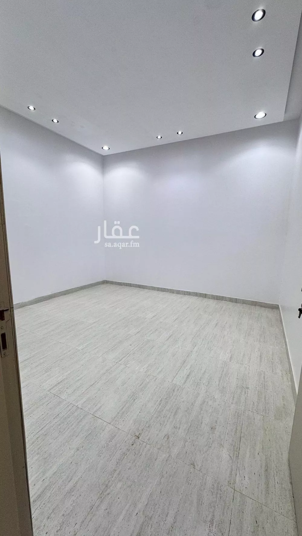 3 bedroom floor in As Suwaidi Al Gharabi 2
