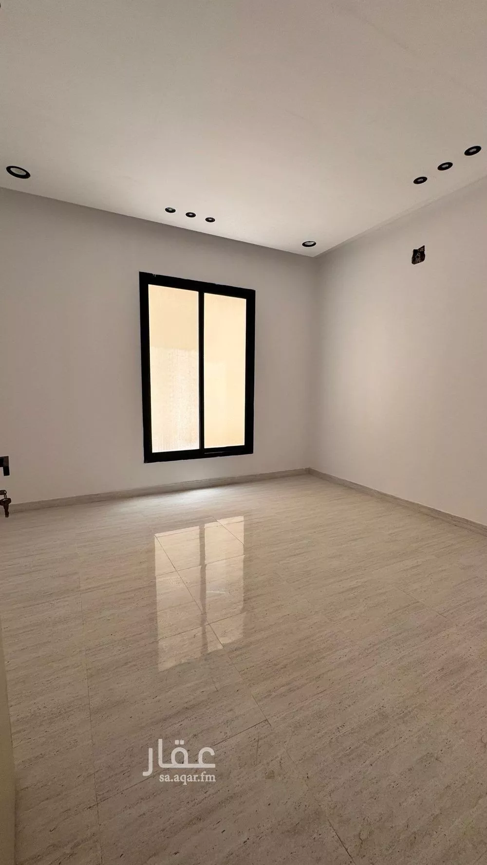 3 bedroom floor in As Suwaidi Al Gharabi 5