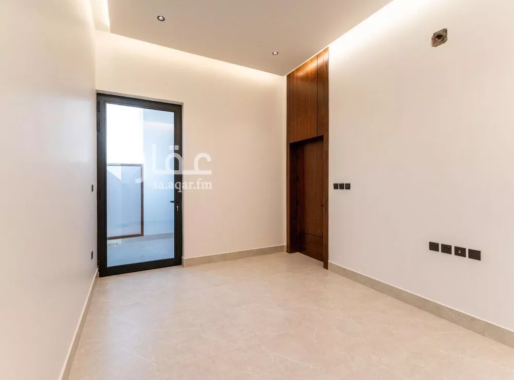دور 3 غرف في العقيق 8