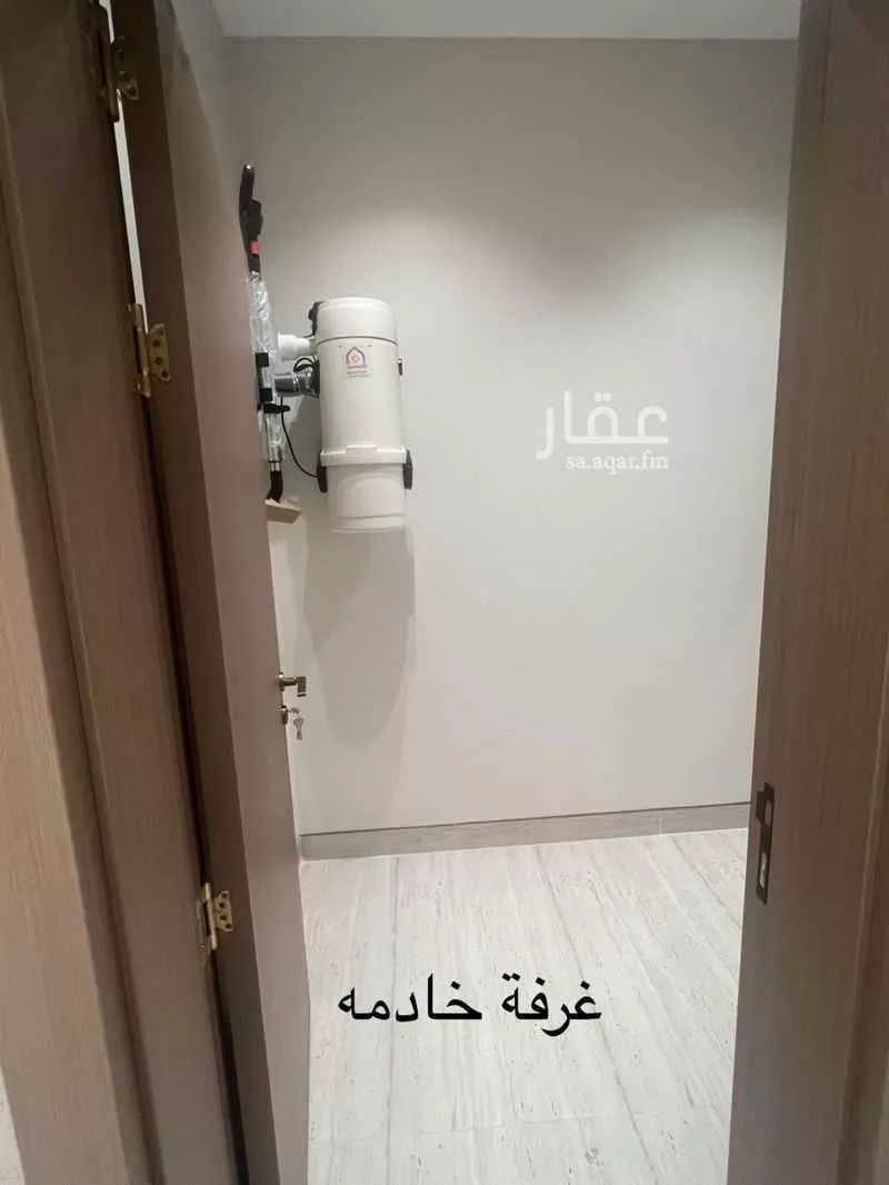 شقة 6 غرف في الزهراء 7