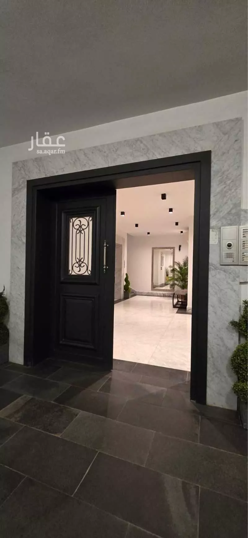 عمارة 402 م² في الفيصلية 4