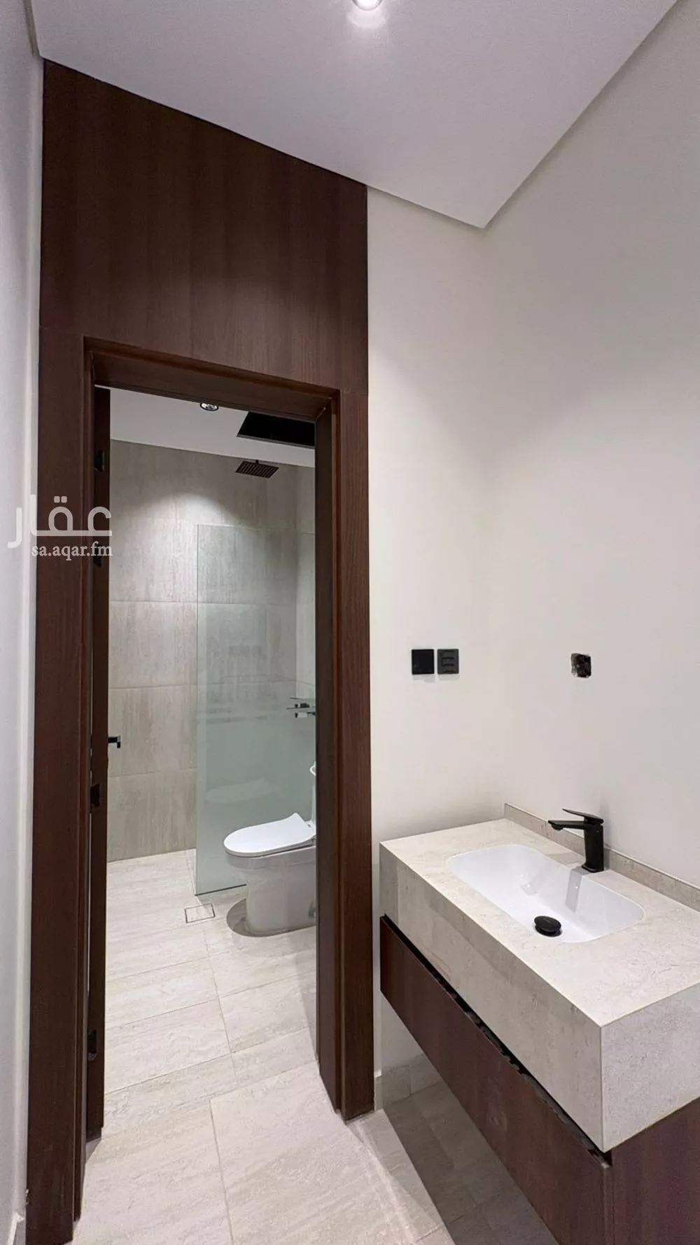 شقة 4 غرف في عين الخيف 5