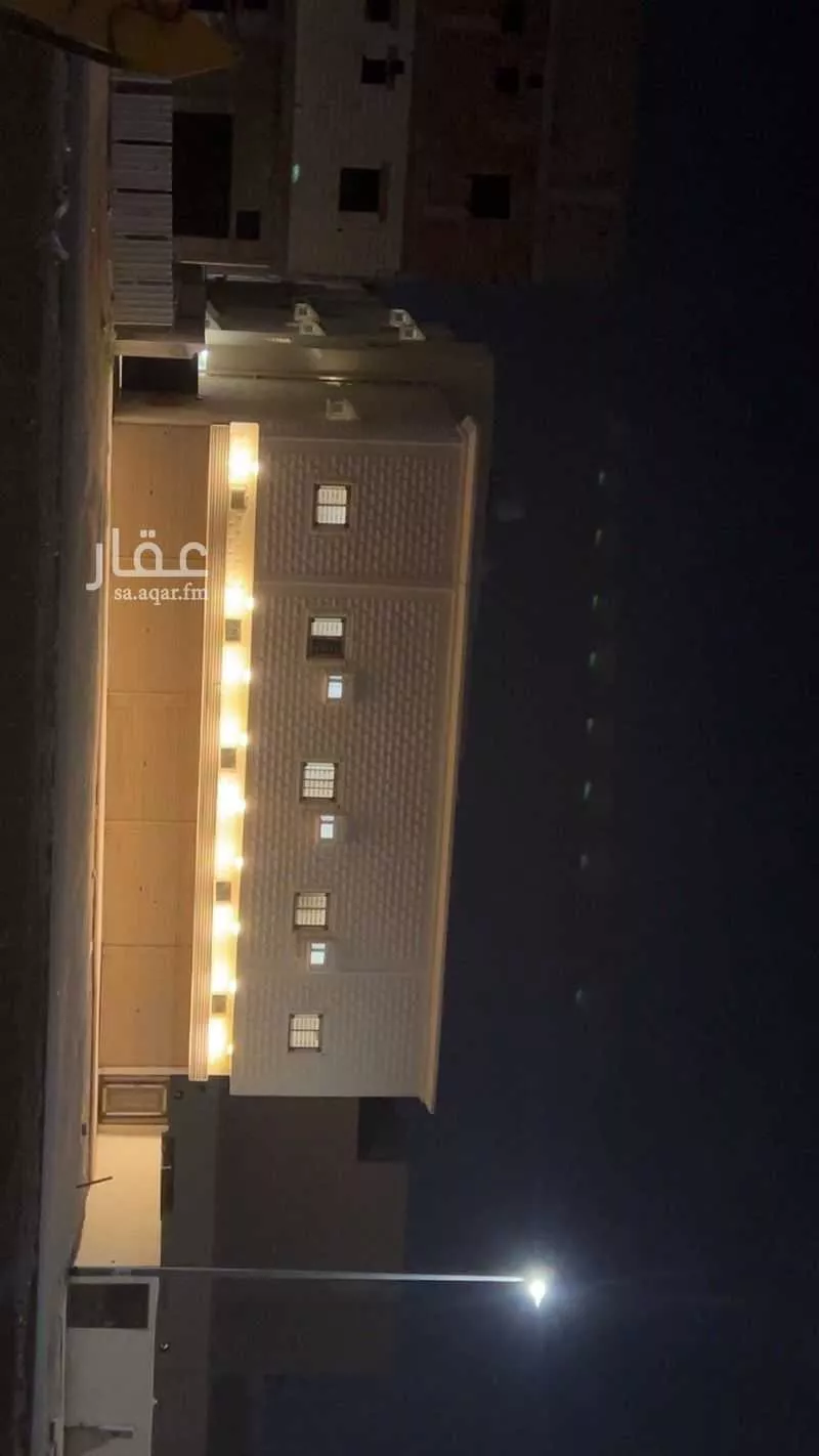 عمارة 636 م² في السكة الحديدية 6