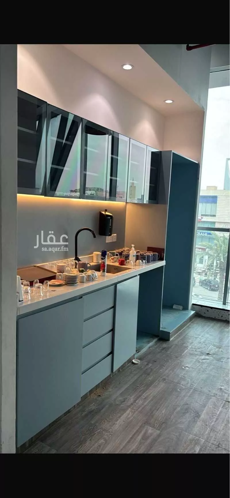 مكتب 700 م² في العليا 6