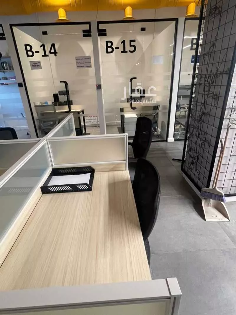 مكتب 5000 م² في الدريهمية 6