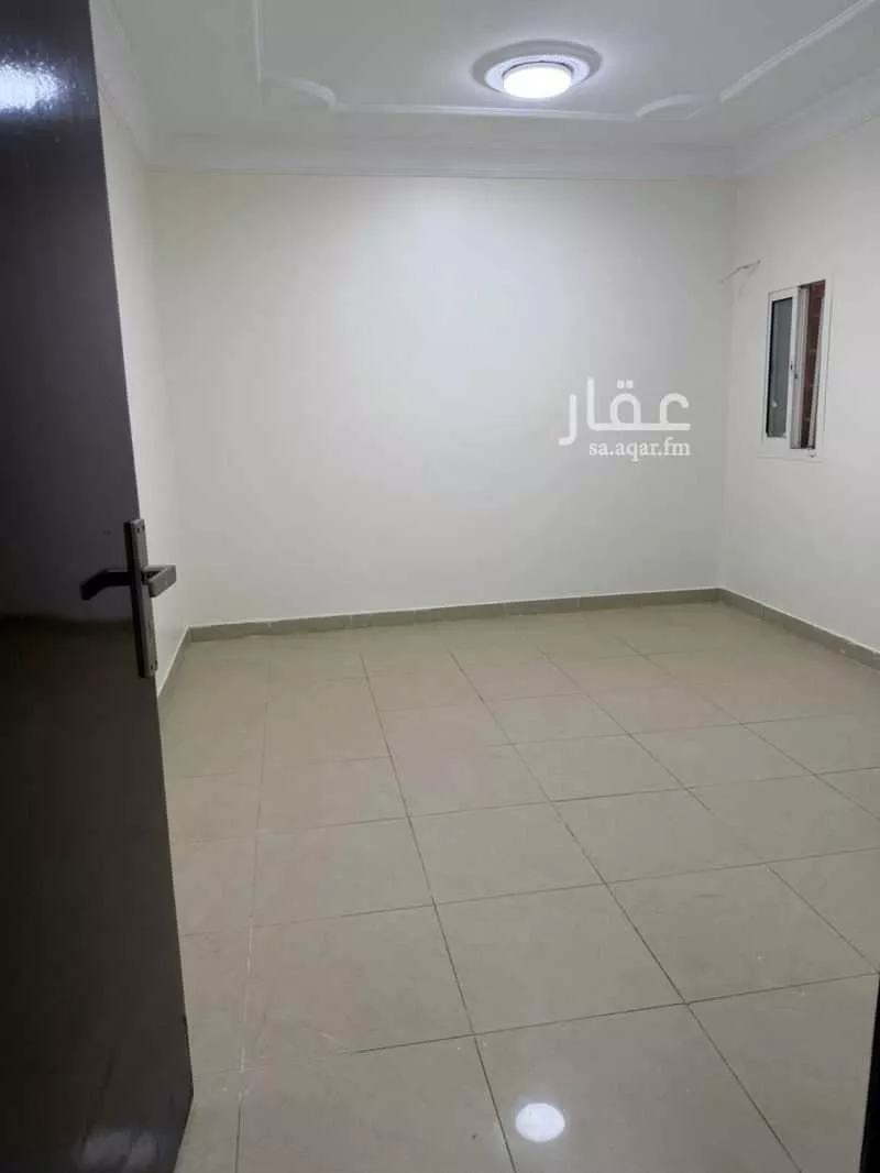 4 bedroom apartment in Dhahrat Laban 8