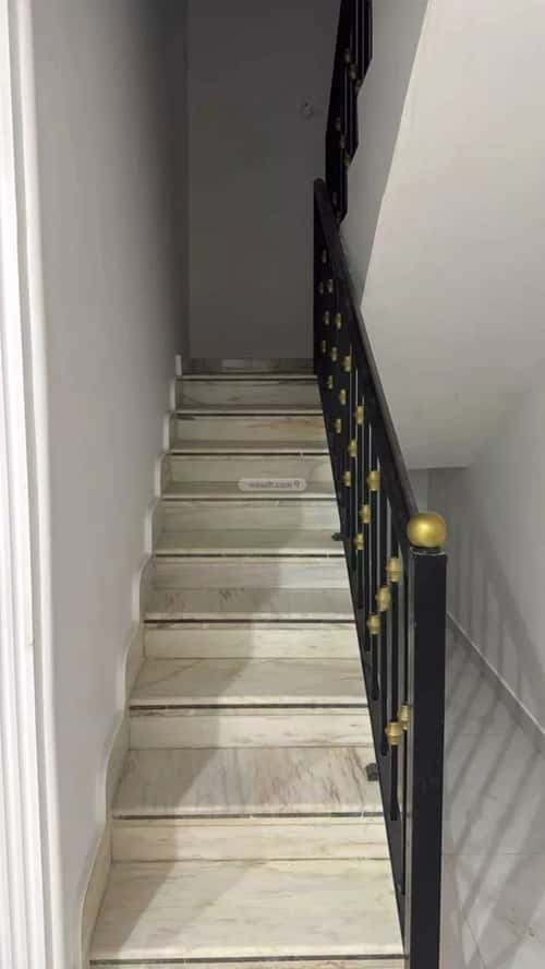 فيلا 11 غرف في المونسية 13