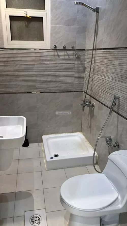 فيلا 11 غرف في المونسية 8