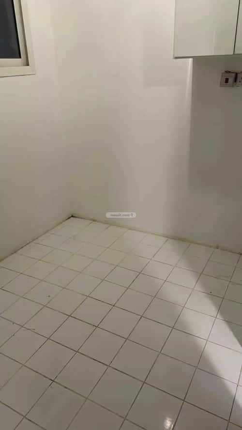 شقة 4 غرف في قرطبة 3