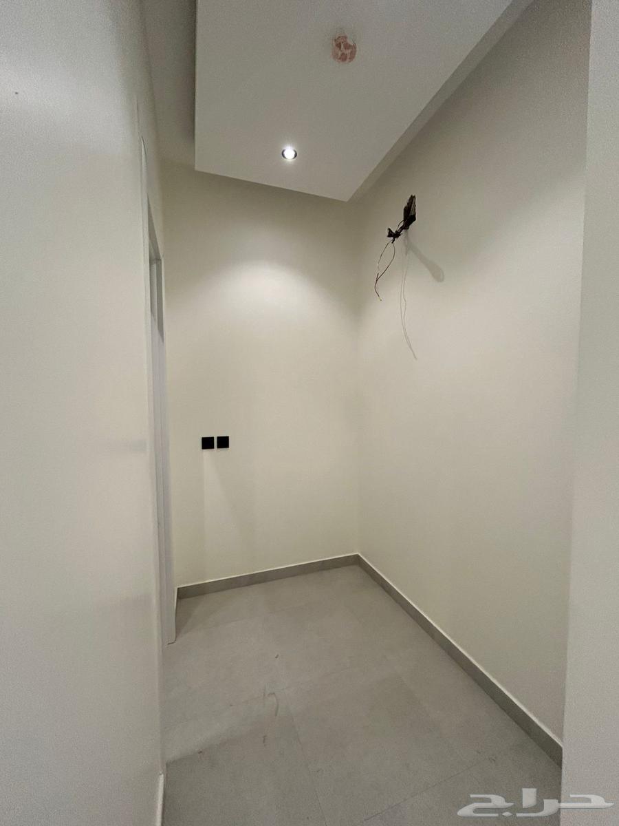 شقة 3 غرف في النرجس 7