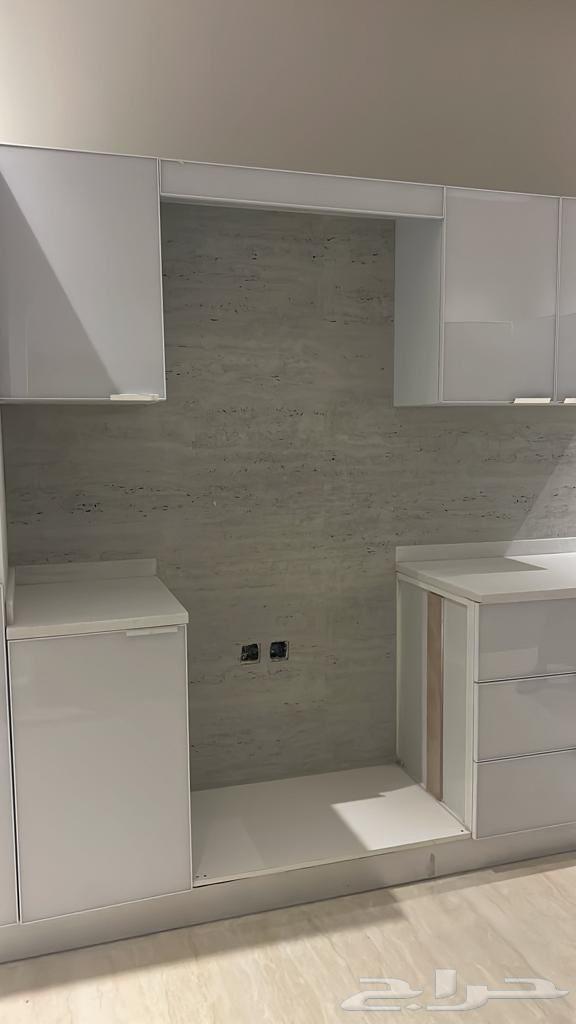 شقة 3 غرف في العارض 8