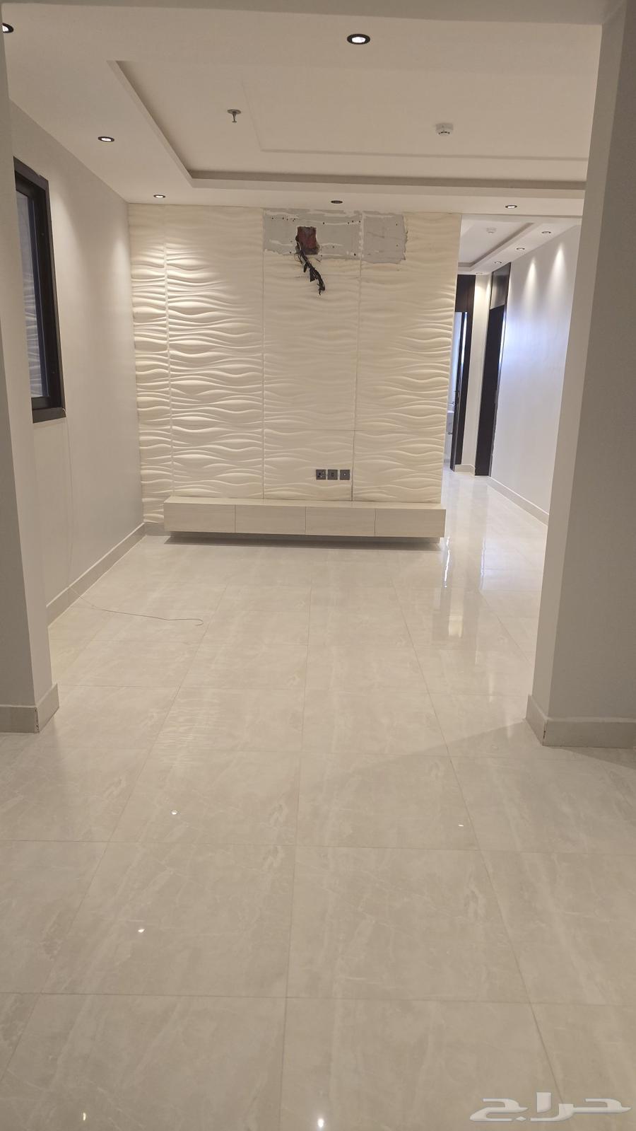 شقة 3 غرف في الرمال 3