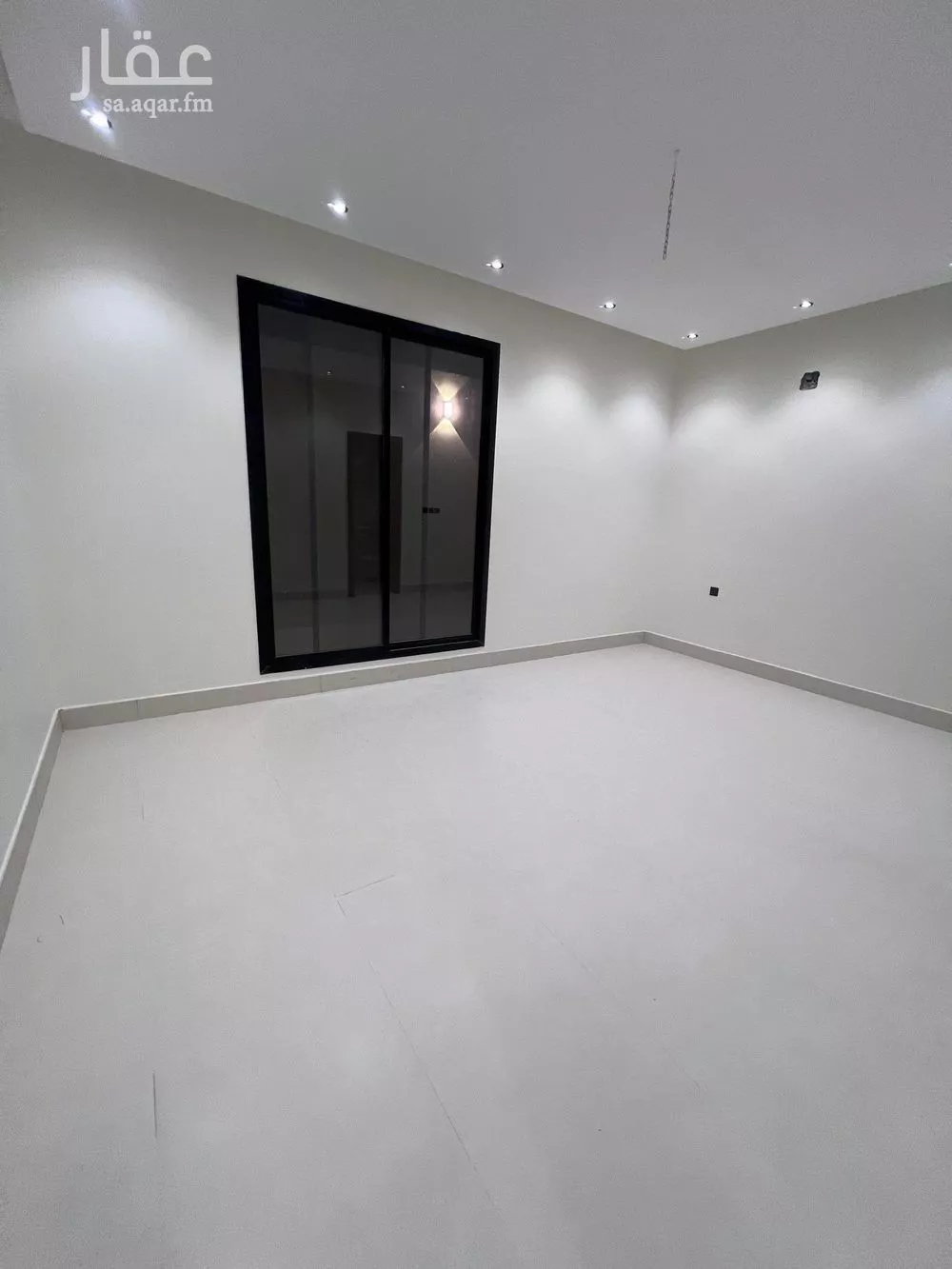 فيلا 5 غرف في طويق 7