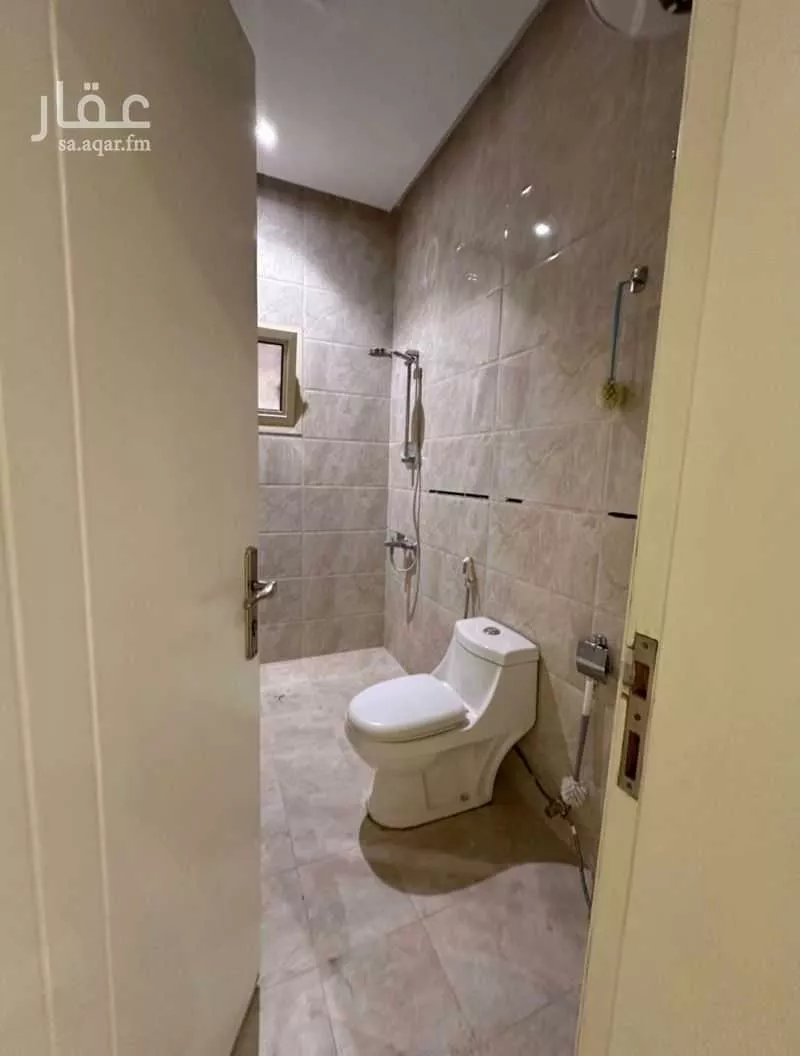 شقة 4 غرف في النرجس 13