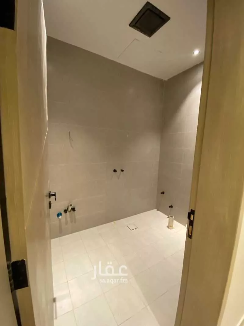 دور 4 غرف في النرجس 15