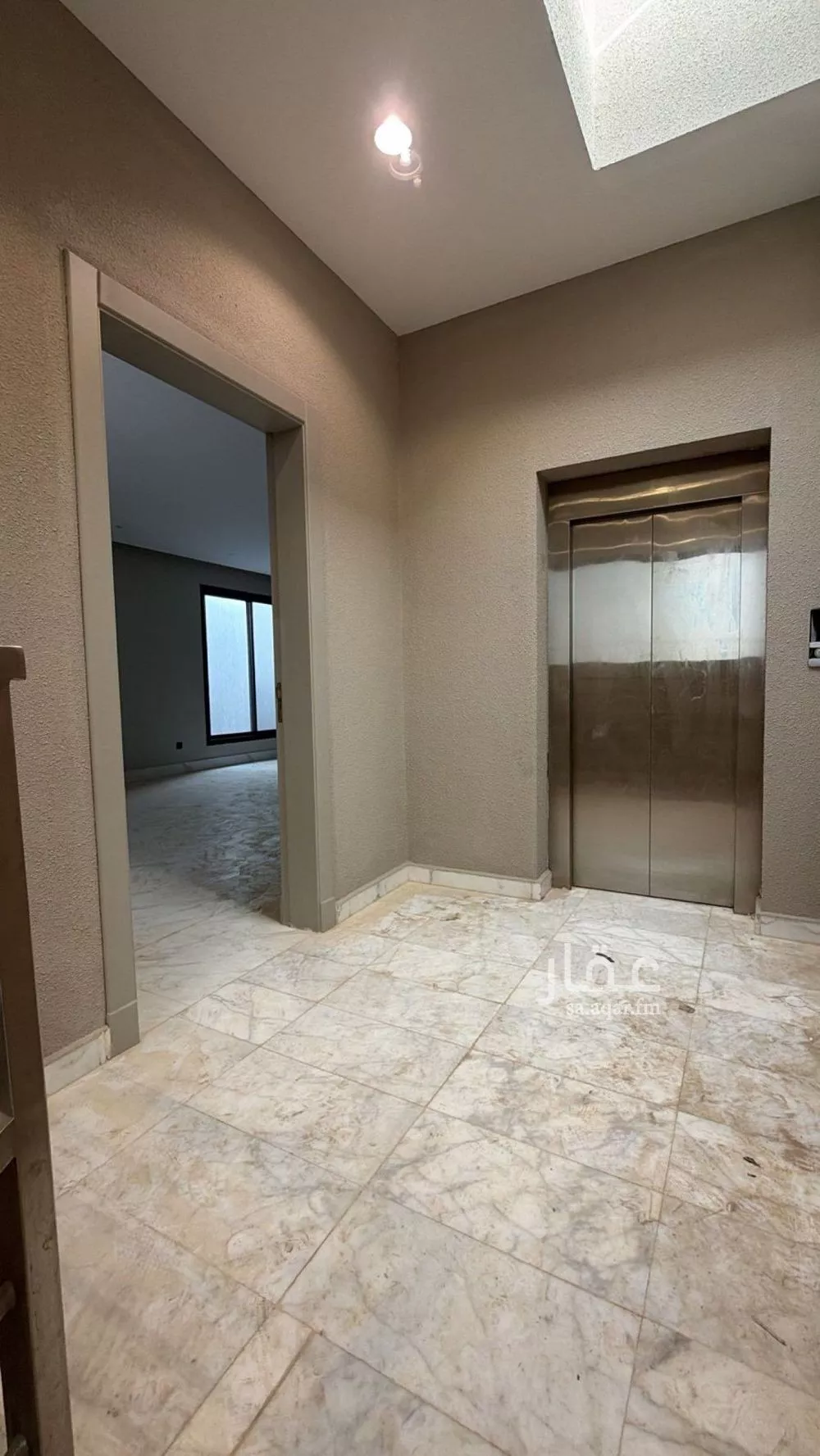 دور 4 غرف في العارض 15