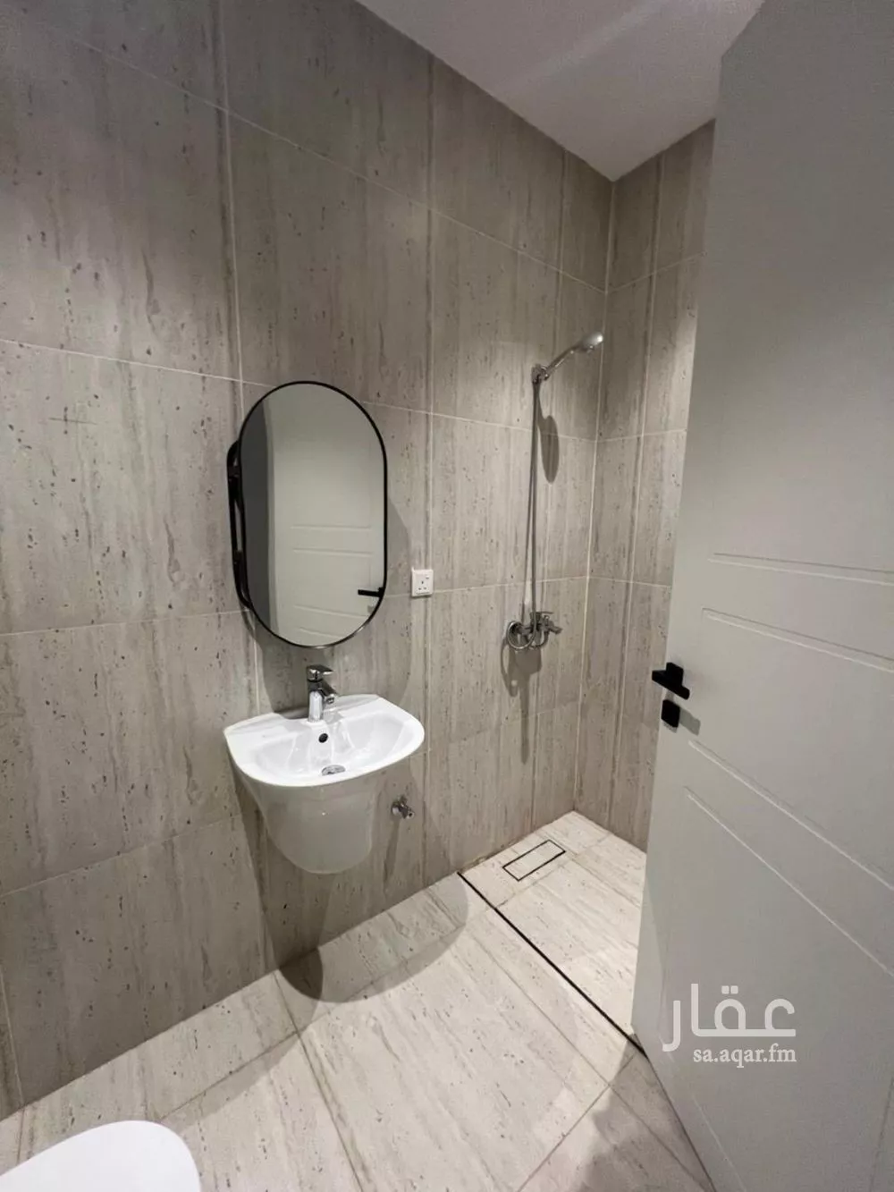 شقة 3 غرف في النرجس 13