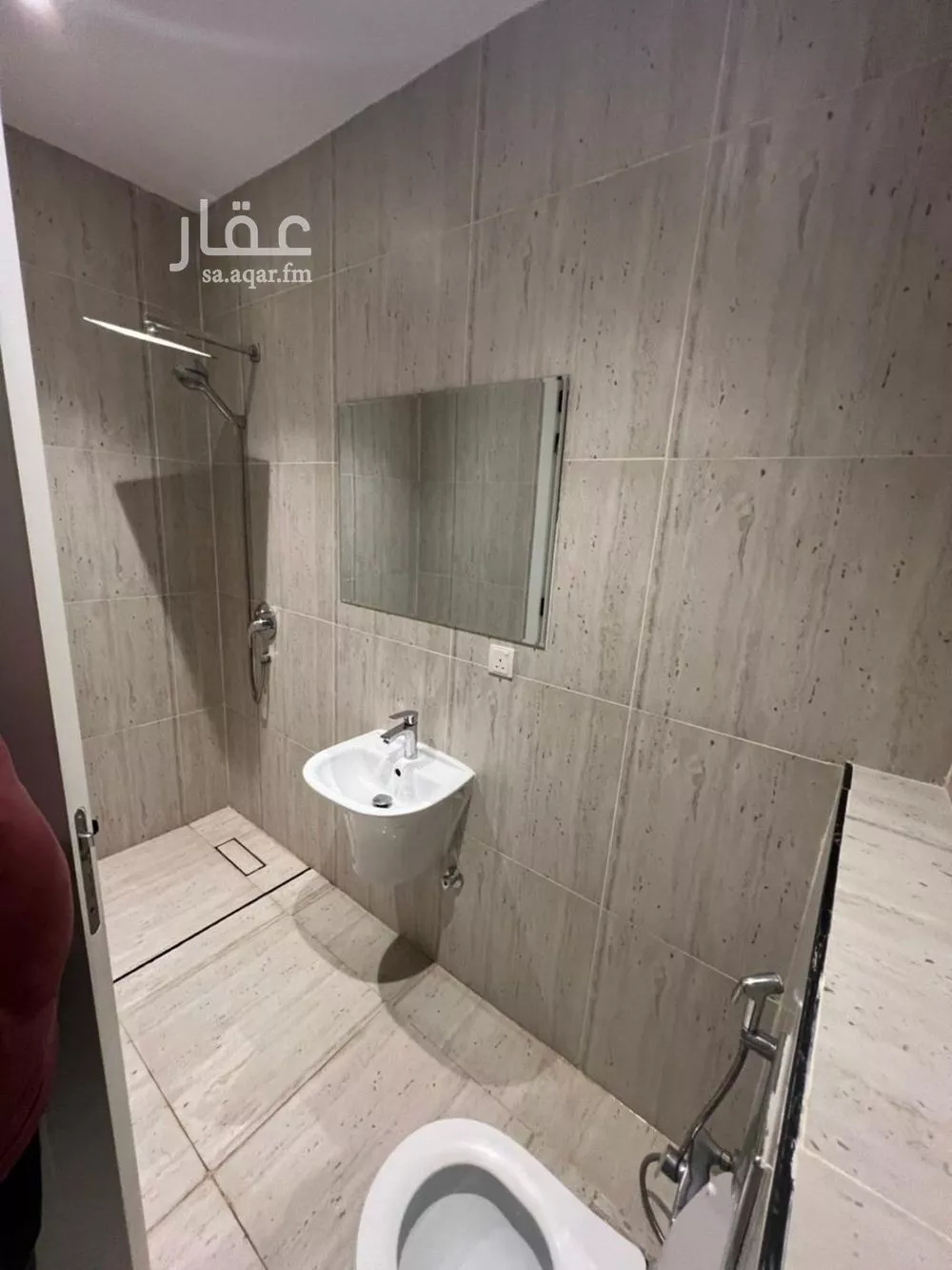 شقة 3 غرف في النرجس 10