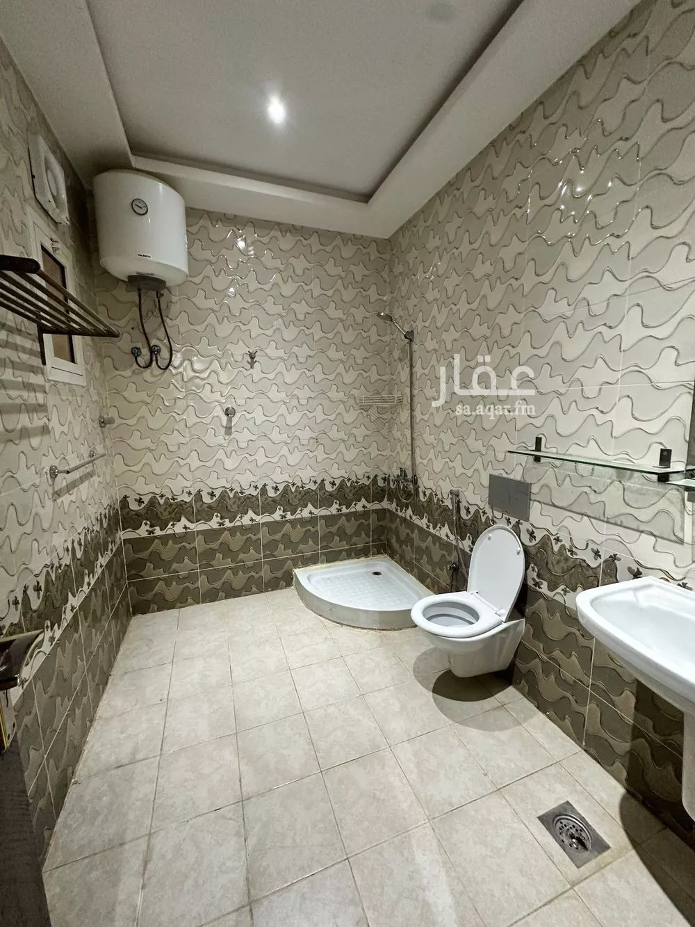 شقة 3 غرف في التعاون 11