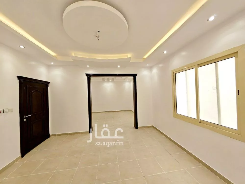 4 bedroom apartment in Al Rawdah 3