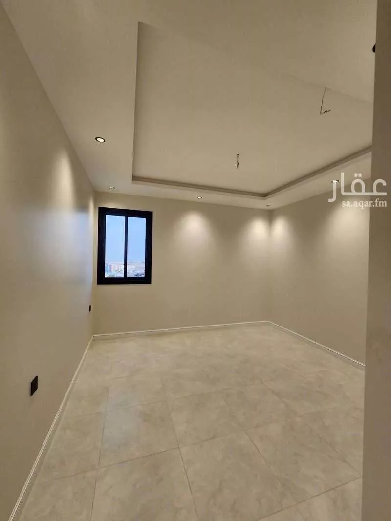 شقة 4 غرف في طيبة 11