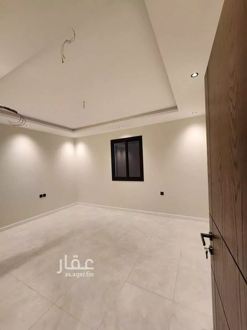 شقة 4 غرف في طيبة 4