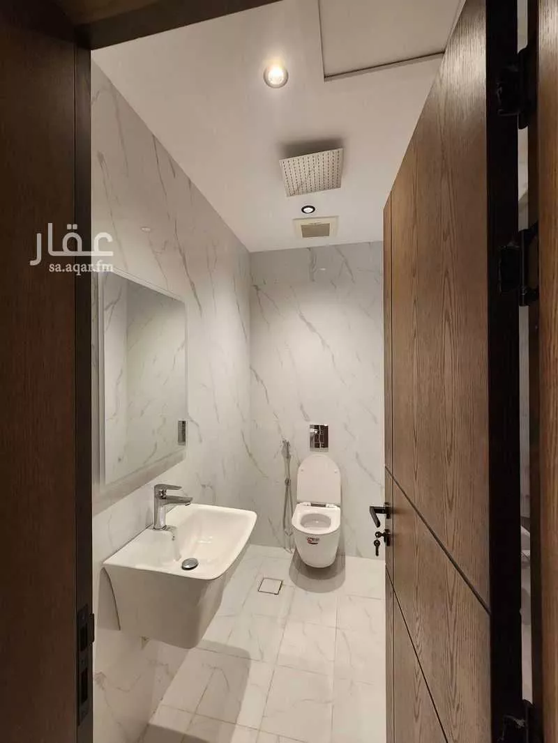 شقة 4 غرف في طيبة 7