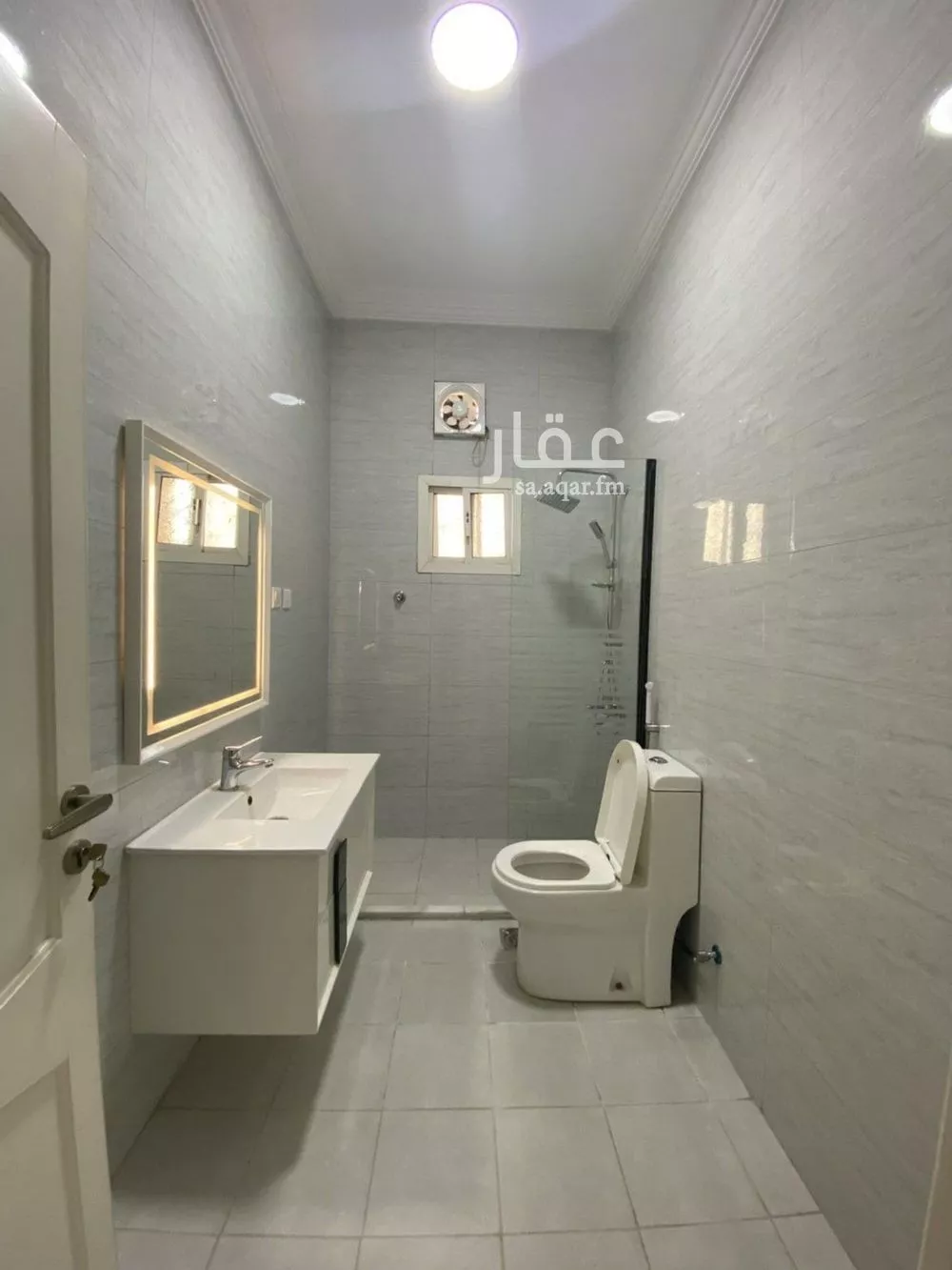 شقة 5 غرف في الربوة 8