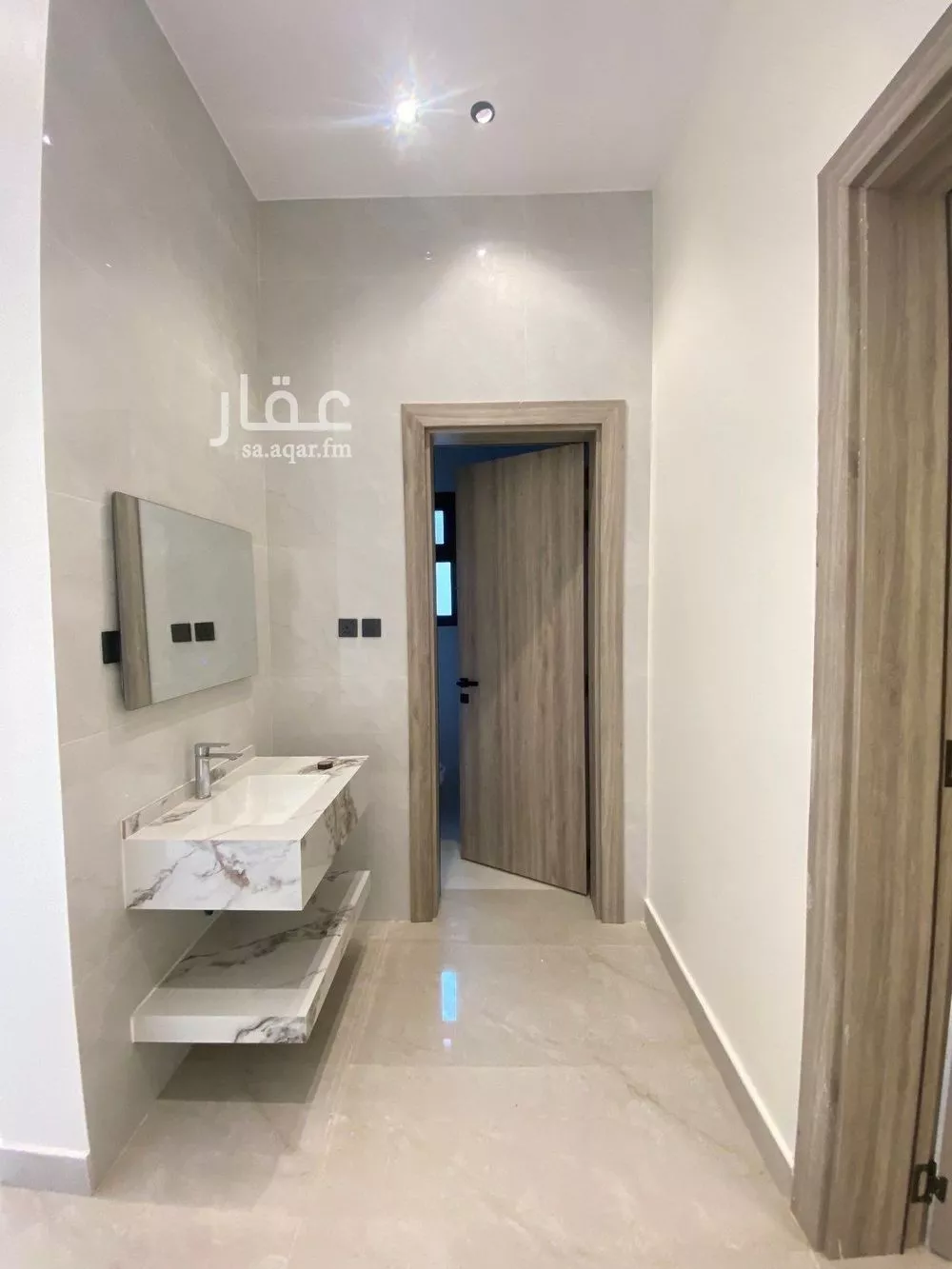 فيلا 15 غرف في الوشام 12