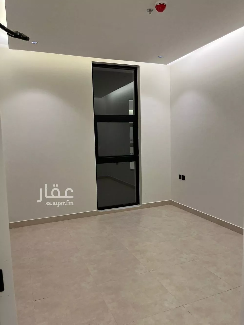 شقة 4 غرف في الرمال 12