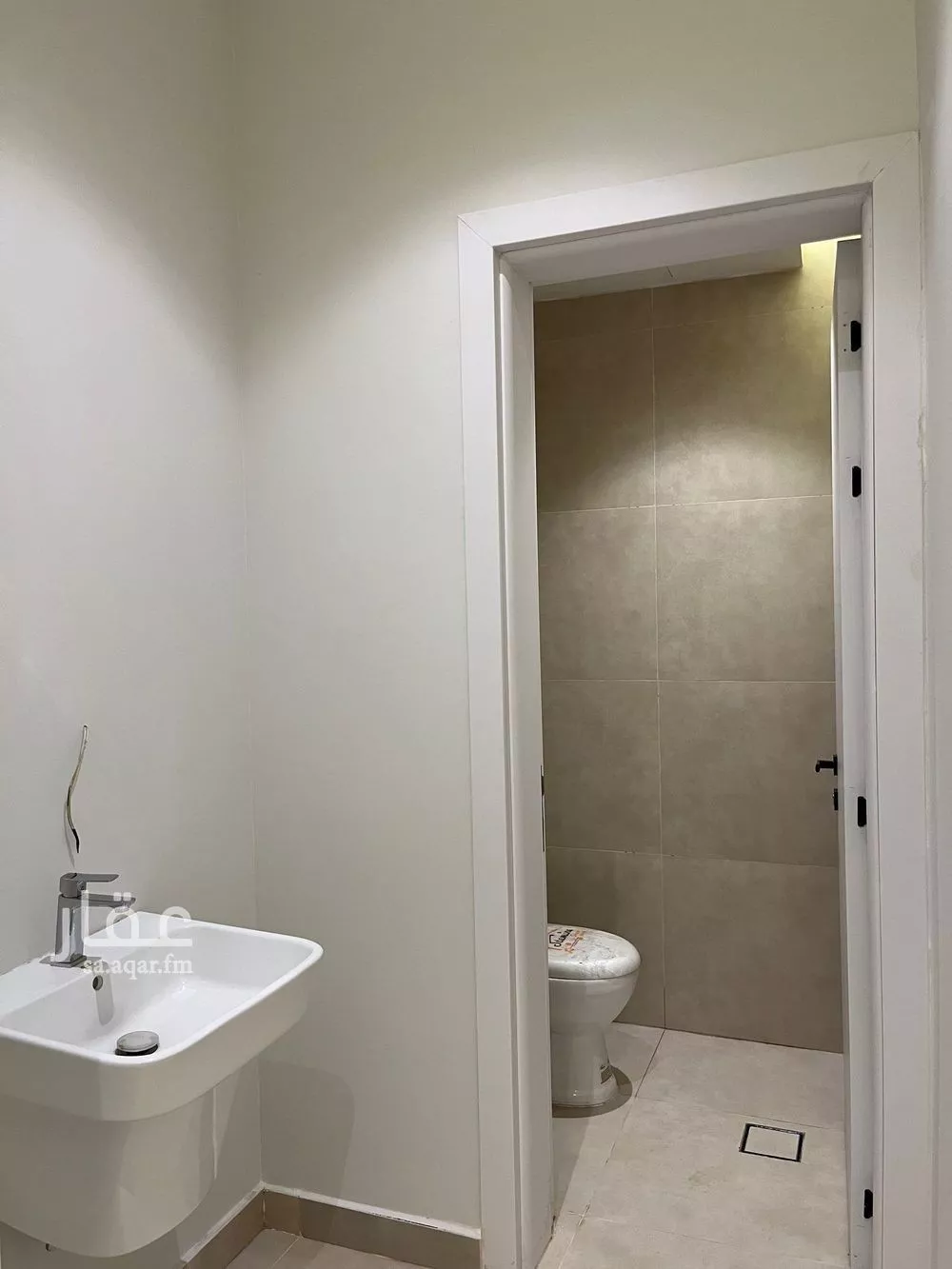 شقة 4 غرف في الرمال 5