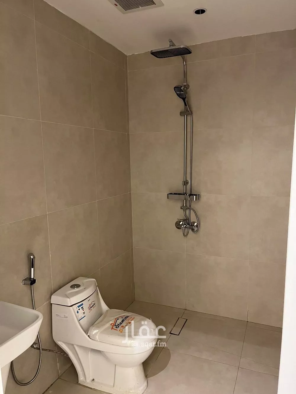 شقة 4 غرف في الرمال 9