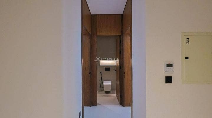 5 bedroom villa in Al Safa, Riyadh 11