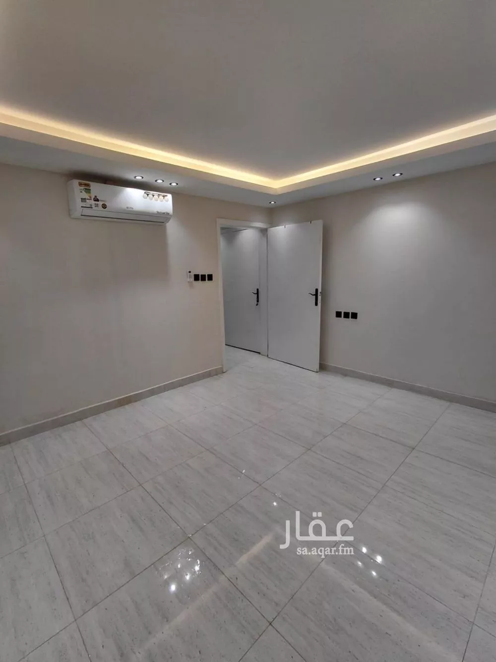 شقة 1 غرف في الخليج 5