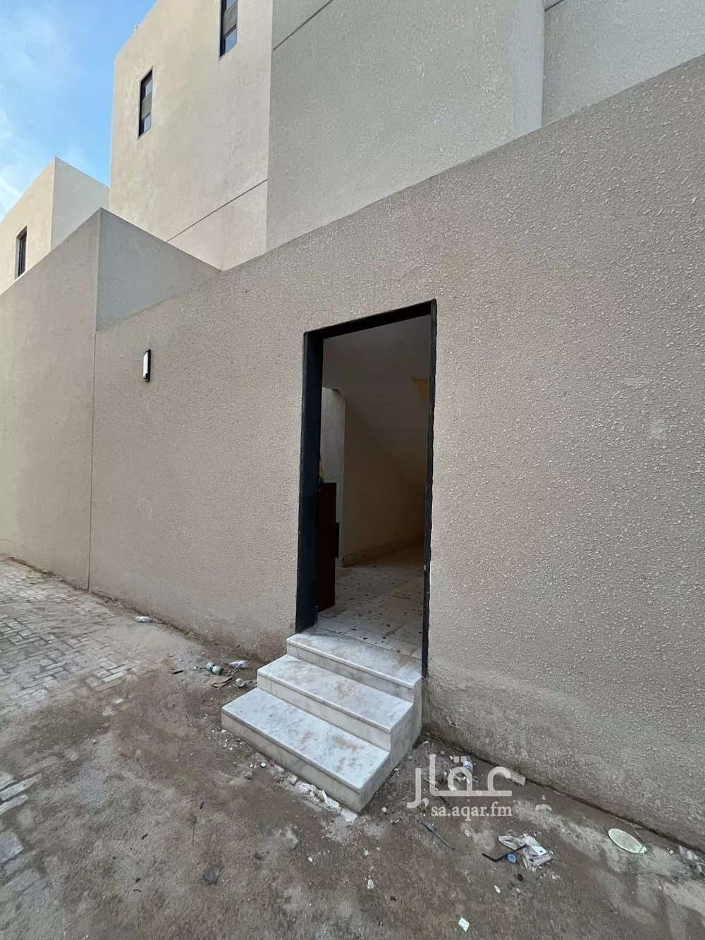 شقة 4 غرف في الرمال 2