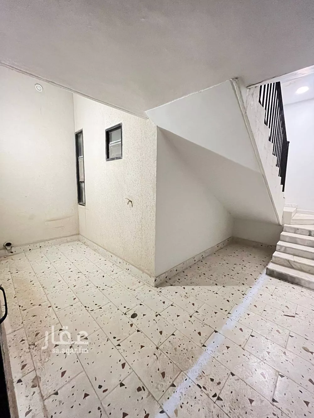 شقة 4 غرف في الرمال 3