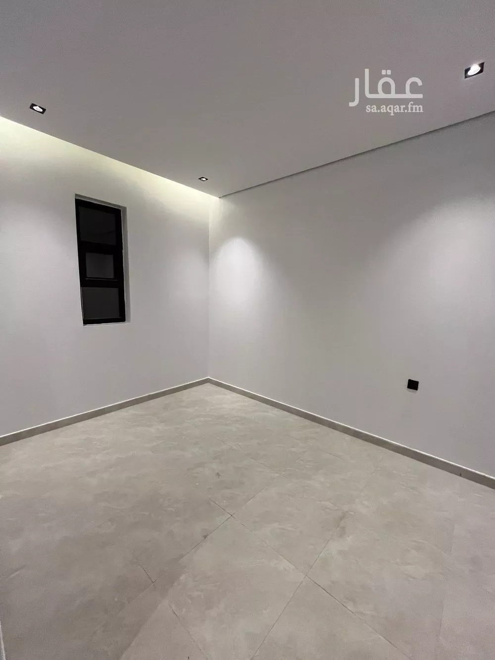 شقة 4 غرف في الرمال 5