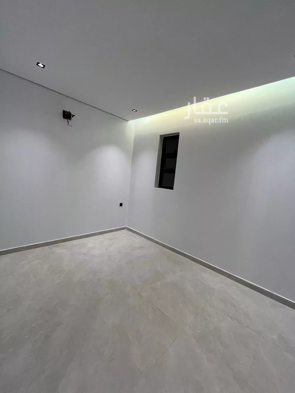 شقة 4 غرف في الرمال 10