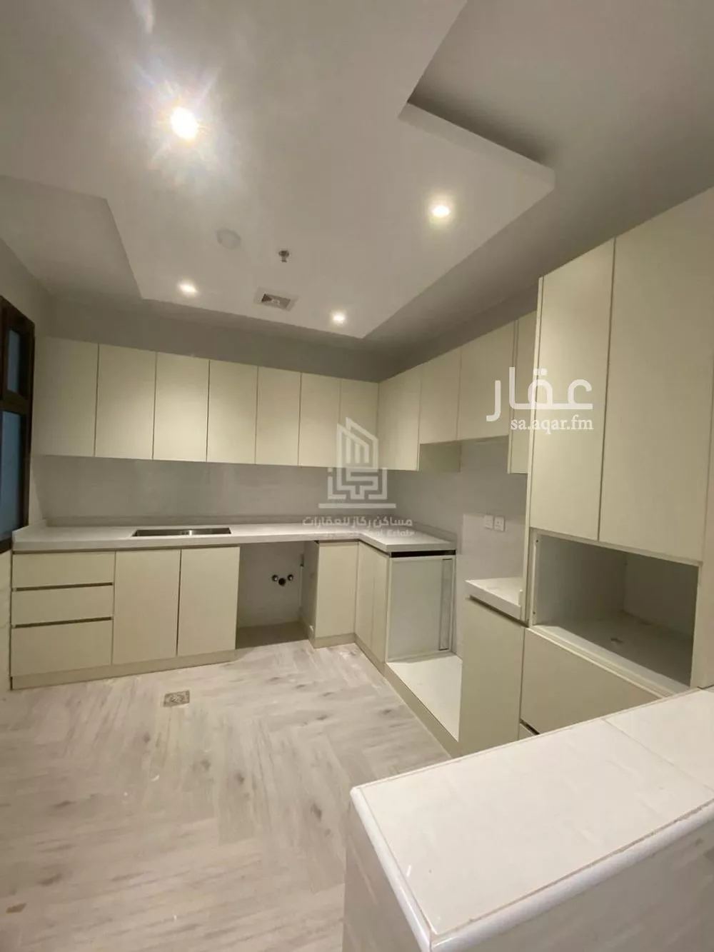 شقة 3 غرف في الروابي 7