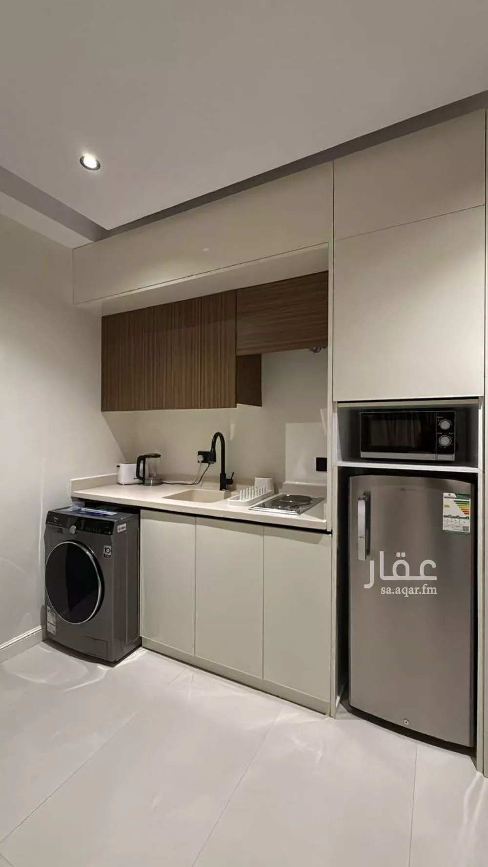 شقة 1 غرف في العليا 4