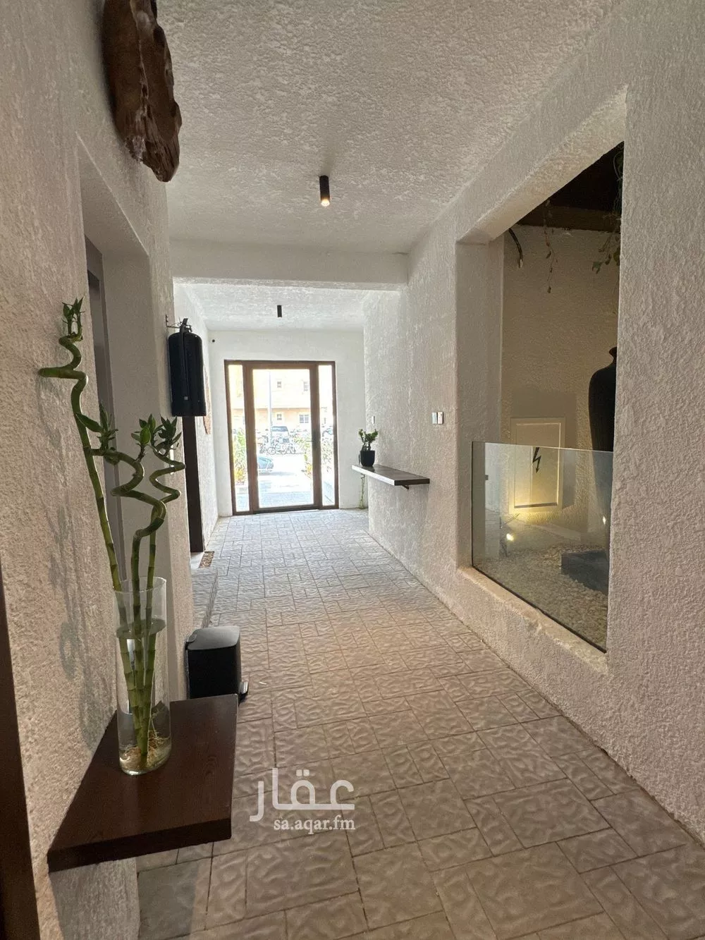 شقة 1 غرف في العقيق 4